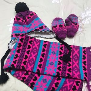 Hat, kitten and scarf set